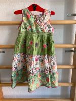 Kleid lang mit Blumen Muster next gr. 104 Berlin - Neukölln Vorschau