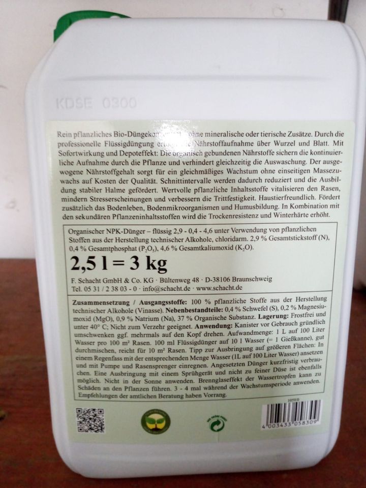 Schacht Bio Flüssigdünger für Rasen 2,5L / 3kg in Sinzheim