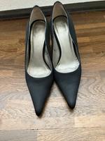 Pumps Unisa Köln - Nippes Vorschau