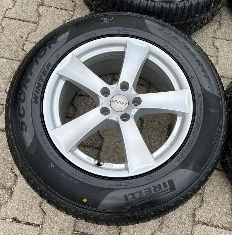 4 ALU WINTERRÄDER 235/65R17 104H AUDI Q5 8R FY WINTER TOP #14MQ in Bad Tölz