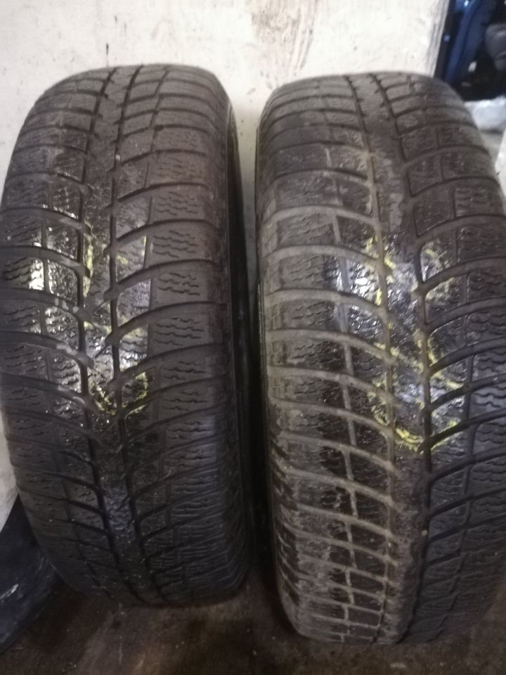 2x 185/65R15 88H Kumho Winterreifen DOT 32/07 (AW210) in Belm