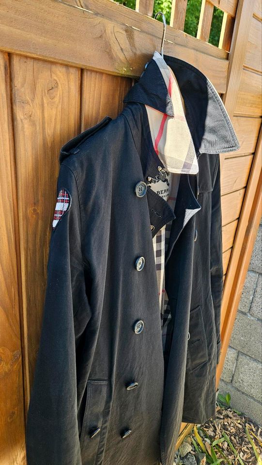 Burberry The Kensington Gr.40 Medium Trenchcoat in Lindau