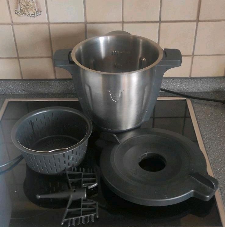 SilverCrest Monsieur Cuisine Connect Küchenmaschine NP400€ in Münsingen