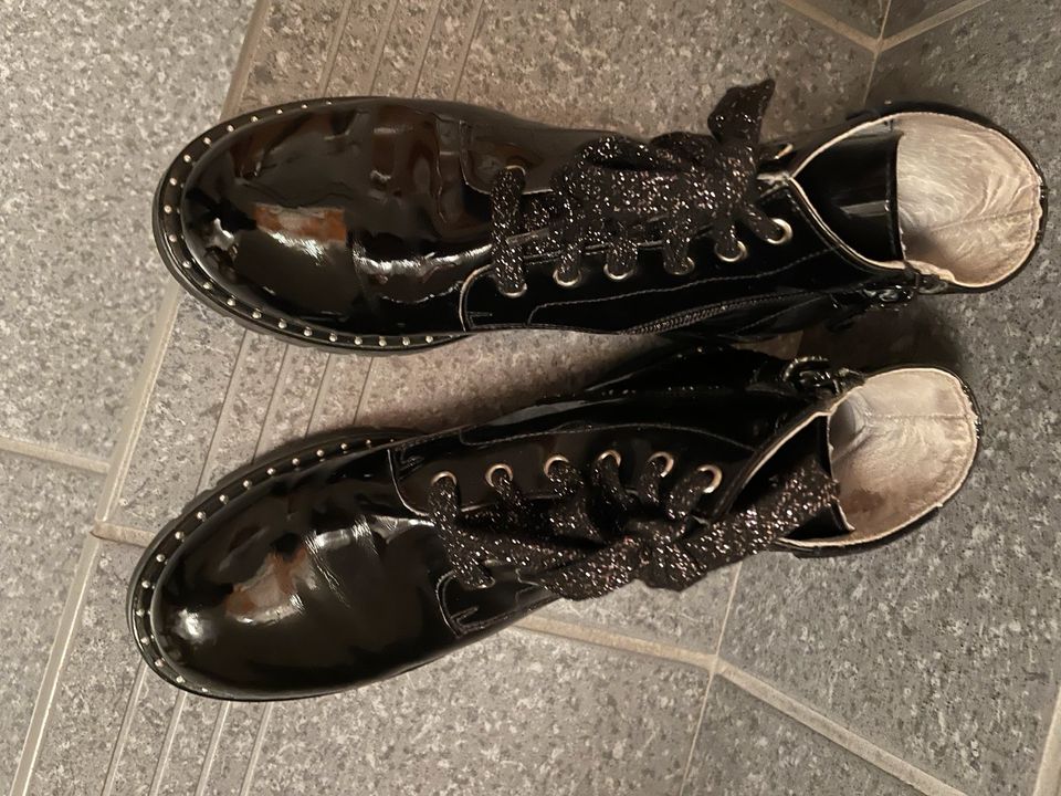 Stiefelette Boots Lack Mädchen Gr. 37 schwarz in Reutlingen