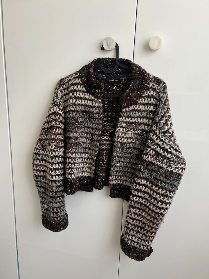 Strickjacke Zara in Heusenstamm