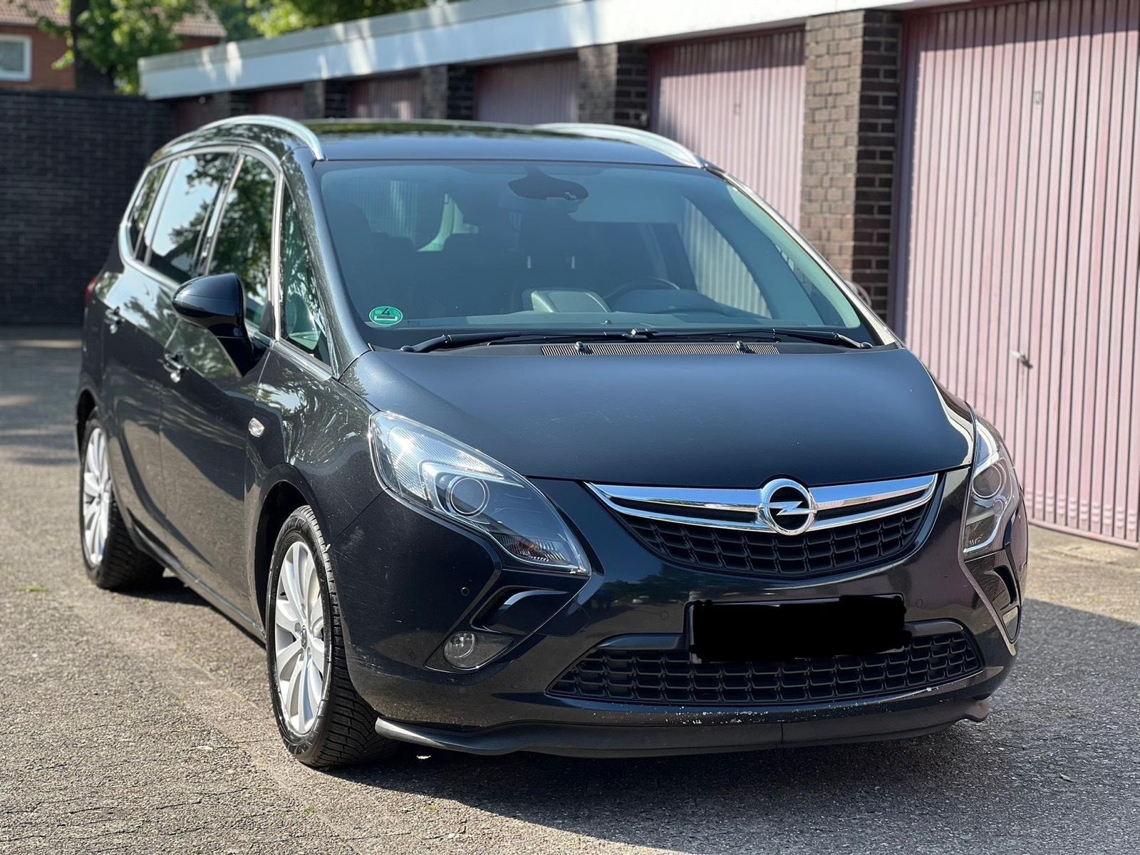 Abbildung des Autos Opel Zafira Tourer 2.0 D…