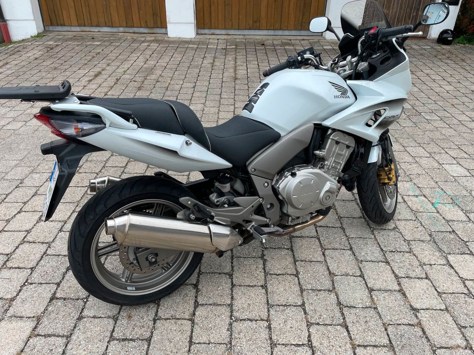 Motorrad CBF 1000 in Landshut