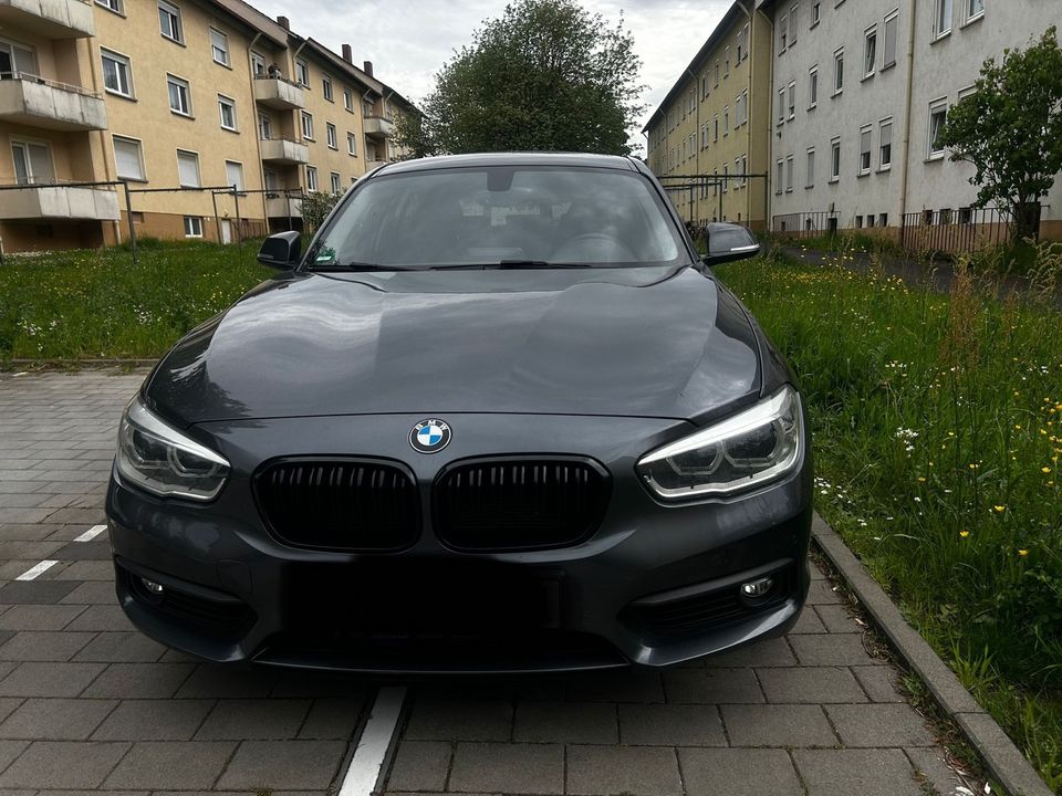 BMW 118i Scheckheft gepflegt in Aschaffenburg