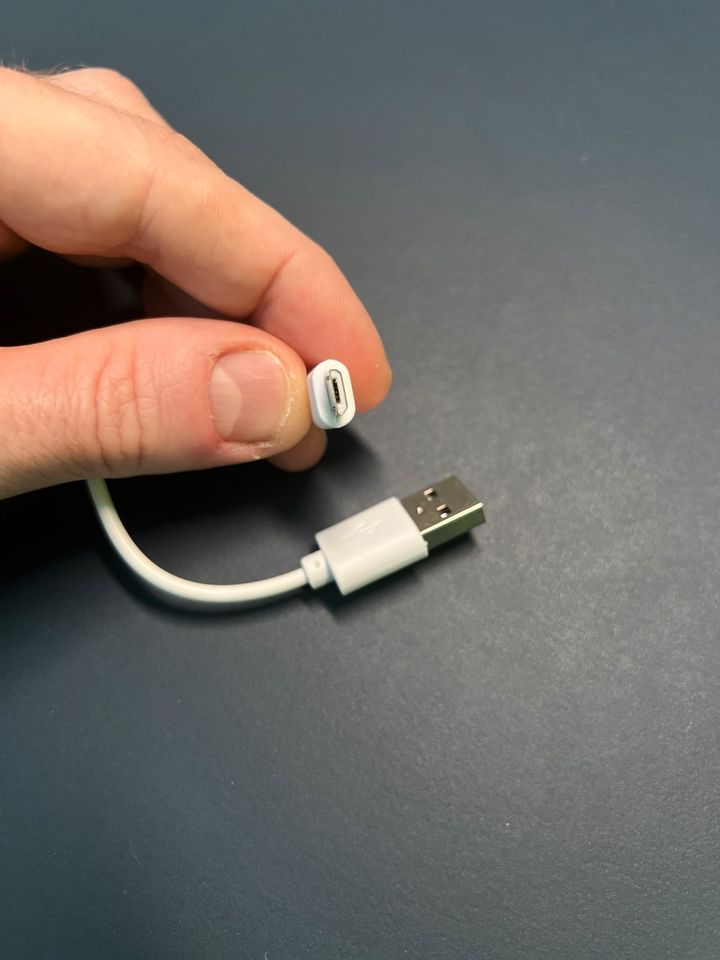 Kurzes USB zu Mini USB Kabel in Stuttgart