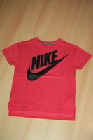 NIKE T-Shirt Shirt Gr. 146/152 Baden-Württemberg - Esslingen Vorschau