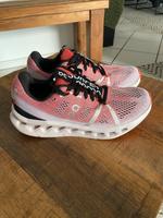 Sportschuhe On Damen Nordrhein-Westfalen - Grevenbroich Vorschau