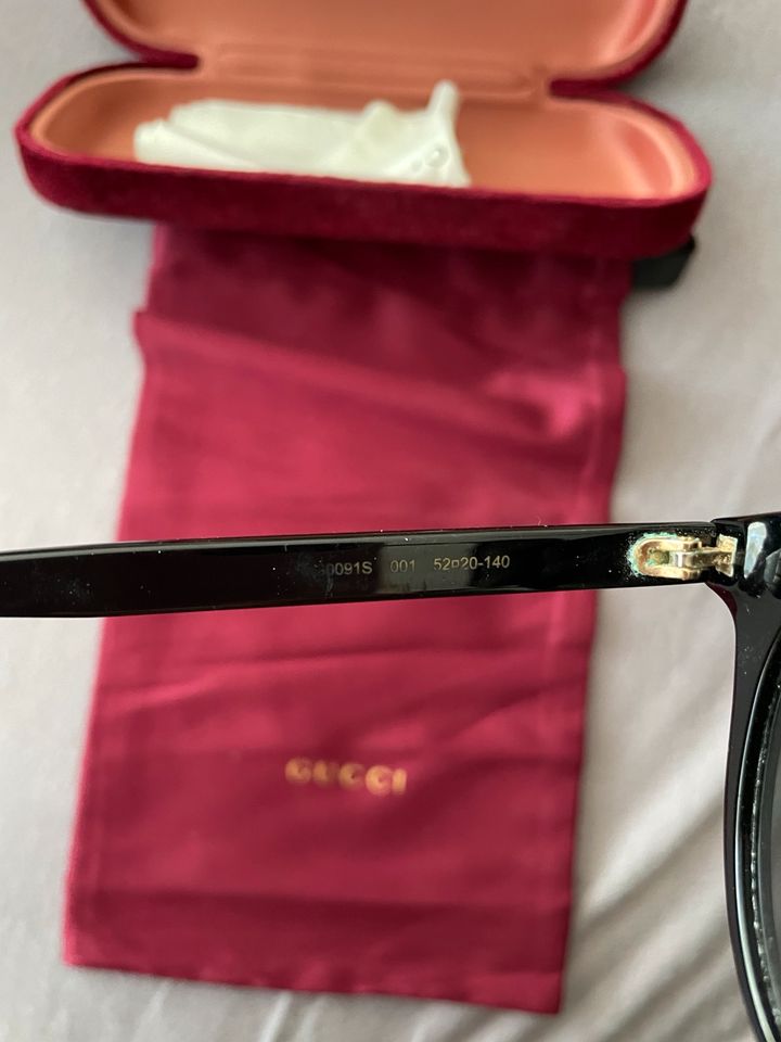 Original Gucci Sonnenbrille Damen in Karlsruhe