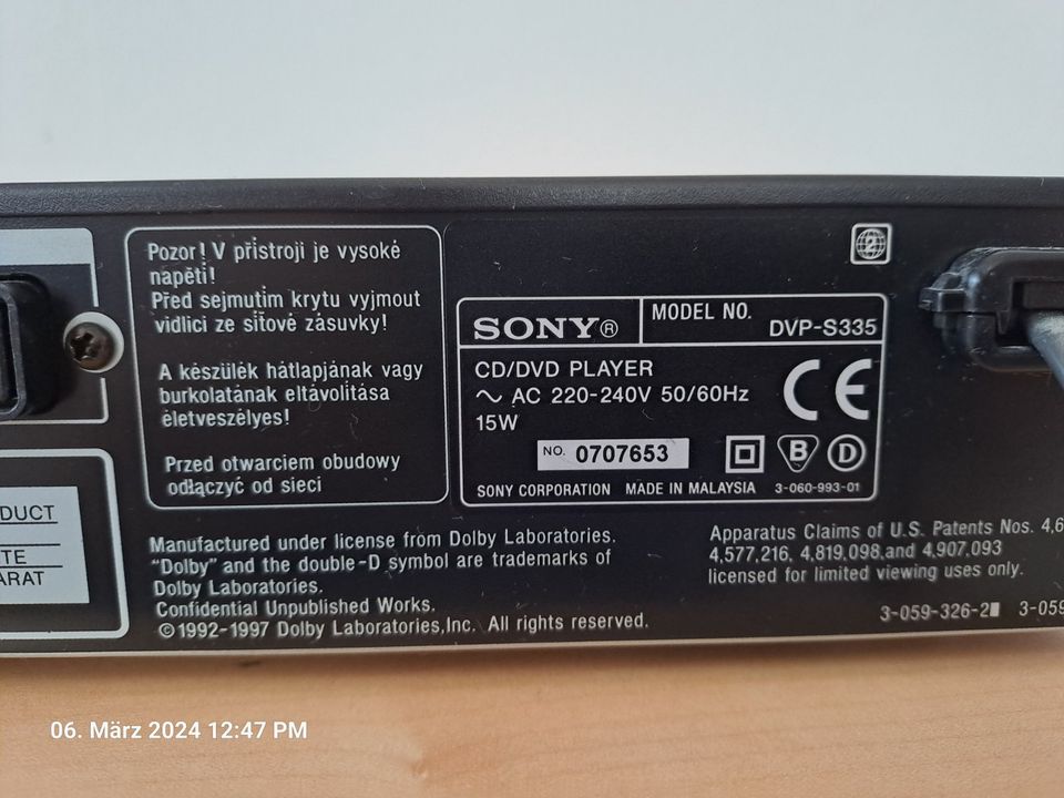 Sony DVP-S335 CD/DVD/VCD Player mit original Fernbedienung in Driedorf