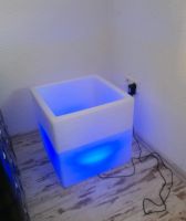 Indoor outdoor 40x40 cube Tisch Blumenkübel led blau Baden-Württemberg - Bad Schussenried Vorschau