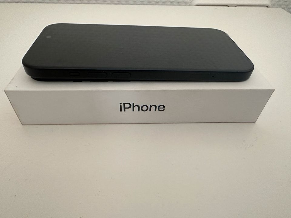 Apple iPhone 15 128GB - Schwarz (Ohne Simlock) Wie Neu Akku 100% in Dortmund