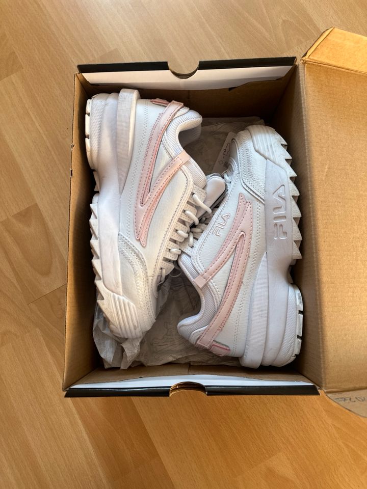 Fila Sneaker gr 39 weiß rosa neuwertig in Olching