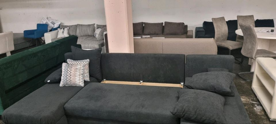 Wohnlandschaft, Sofa U Form mit schlaffunktion und Bettkasten in Offenbach