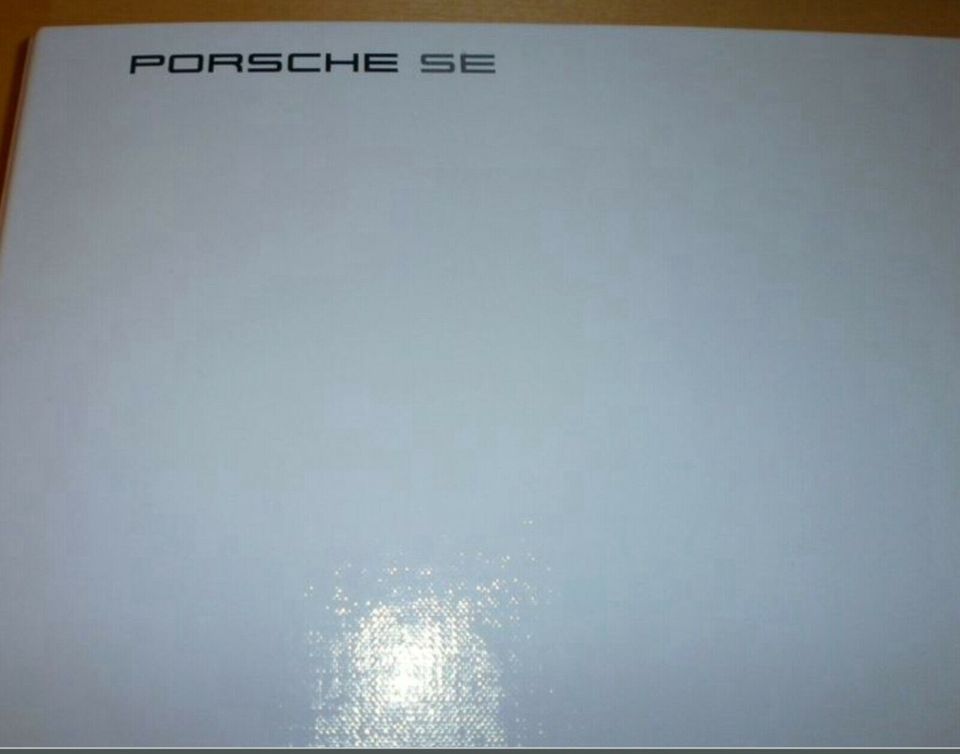 Porsche SE, Mappe mit Klemmbrett DIN A4 in Leonberg