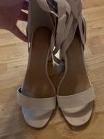 ASOS Sandalen Damenschuhe Sommerschuhe Pumps Schuhe Beige 40 Niedersachsen - Nordhorn Vorschau