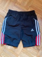 Adidas Sporthose kurz Gr. 128 Hessen - Hofheim am Taunus Vorschau