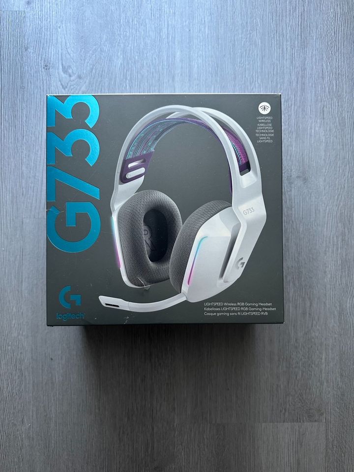 Logitech G733 Headset weiß Wireless in Frankfurt am Main