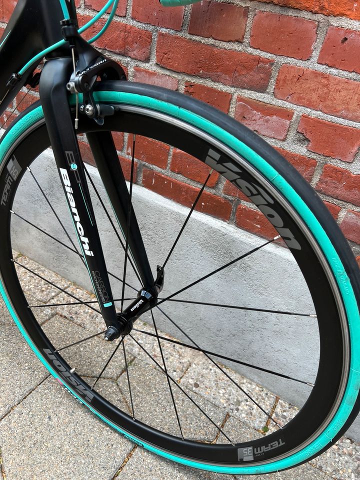 Bianchi Sempre Carbon/Shimano Ultegra R8000/Vision/Stealth/Gr.59 in Gronau (Westfalen)