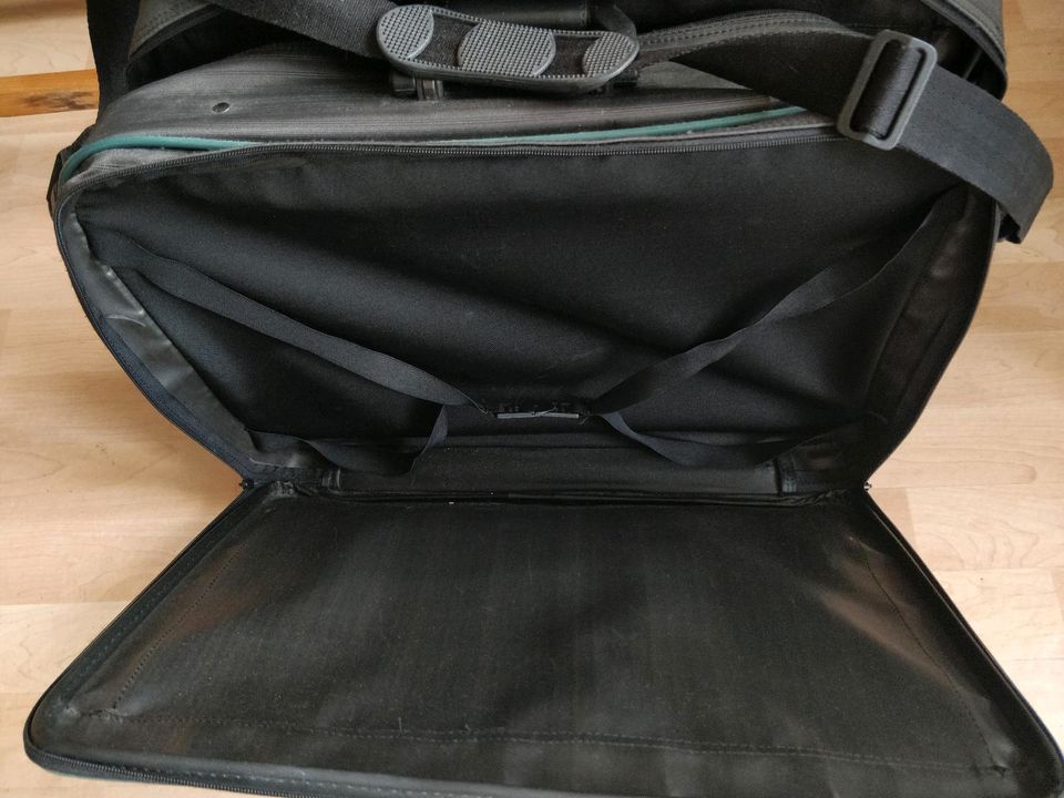 Stratic Tasche Reisetasche Koffer mit Schultergurt in Rostock