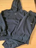 Nike Jogginganzug Gr. M schwarz Hessen - Griesheim Vorschau