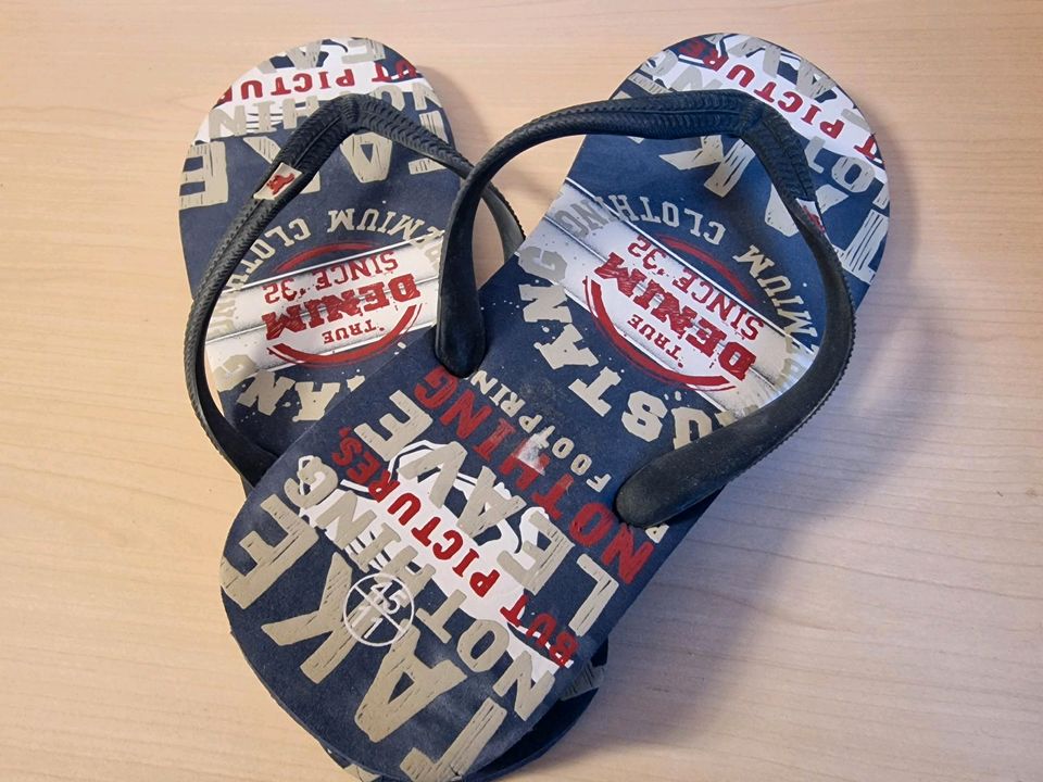 Neue Flipflops, Sandalen, Badelatschen Gr. 45 Herren in Bischofswerda