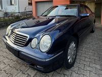 Mercedes Benz E320 dunkelblau, gepflegt, mit TÜV, fahrbereit Baden-Württemberg - Pfinztal Vorschau