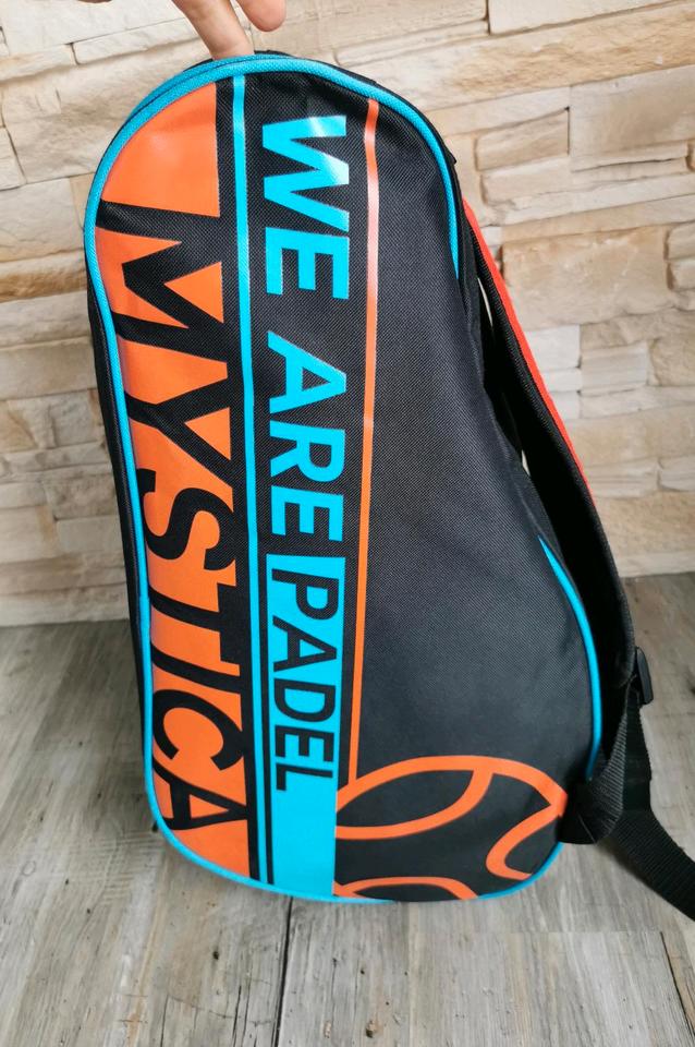 Sportrucksack groß XXL Rucksack Tennistasche Tennisrucksack in Neustrelitz