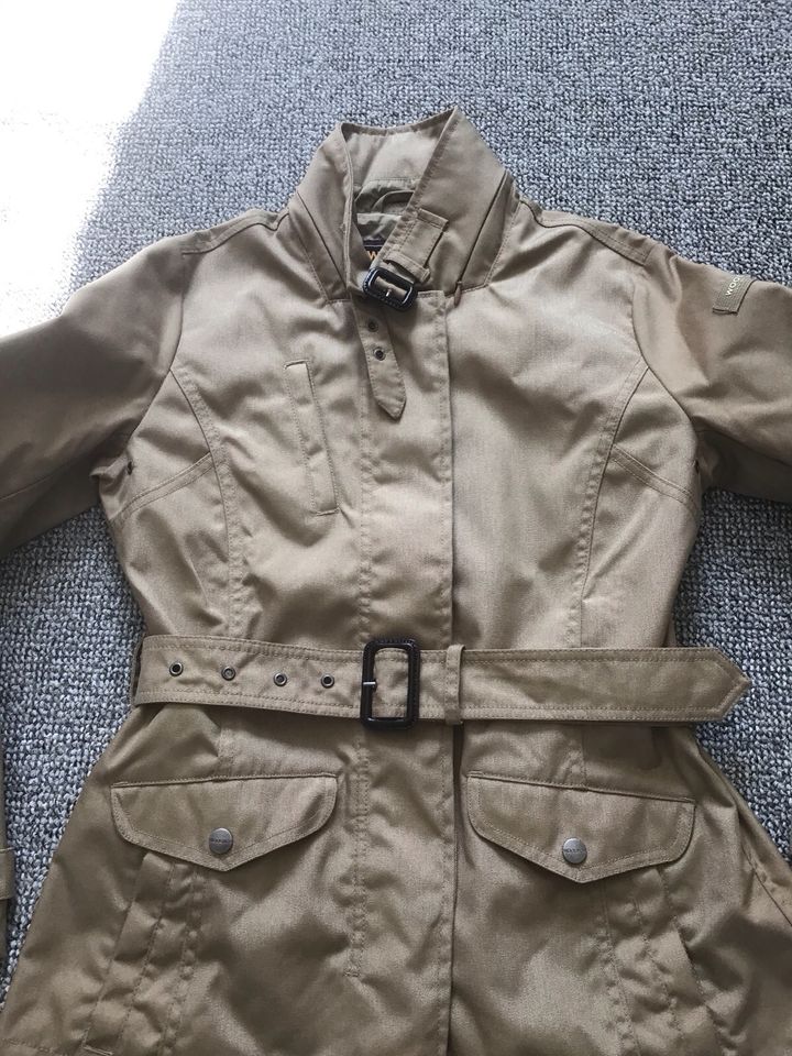 Woolrich Jacke braun Größe S in Köln