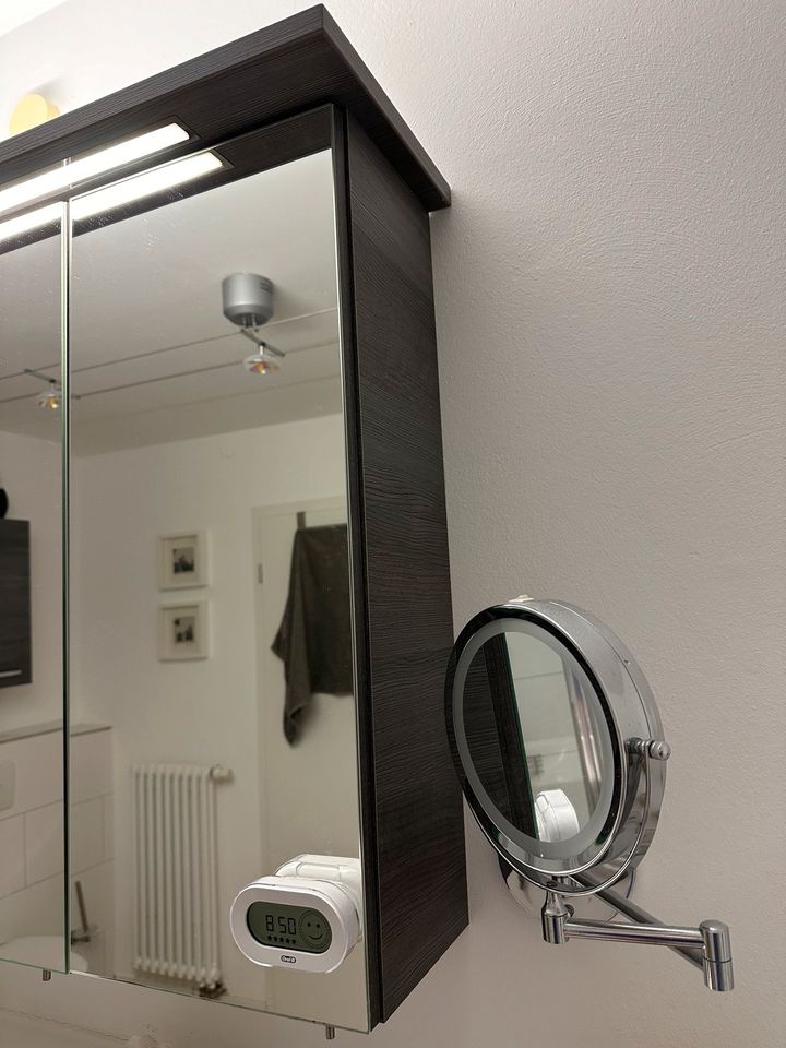 Pelipal Spiegelschrank 3-türig grau Anthrazit 110cm breit Spiegel in Berlin