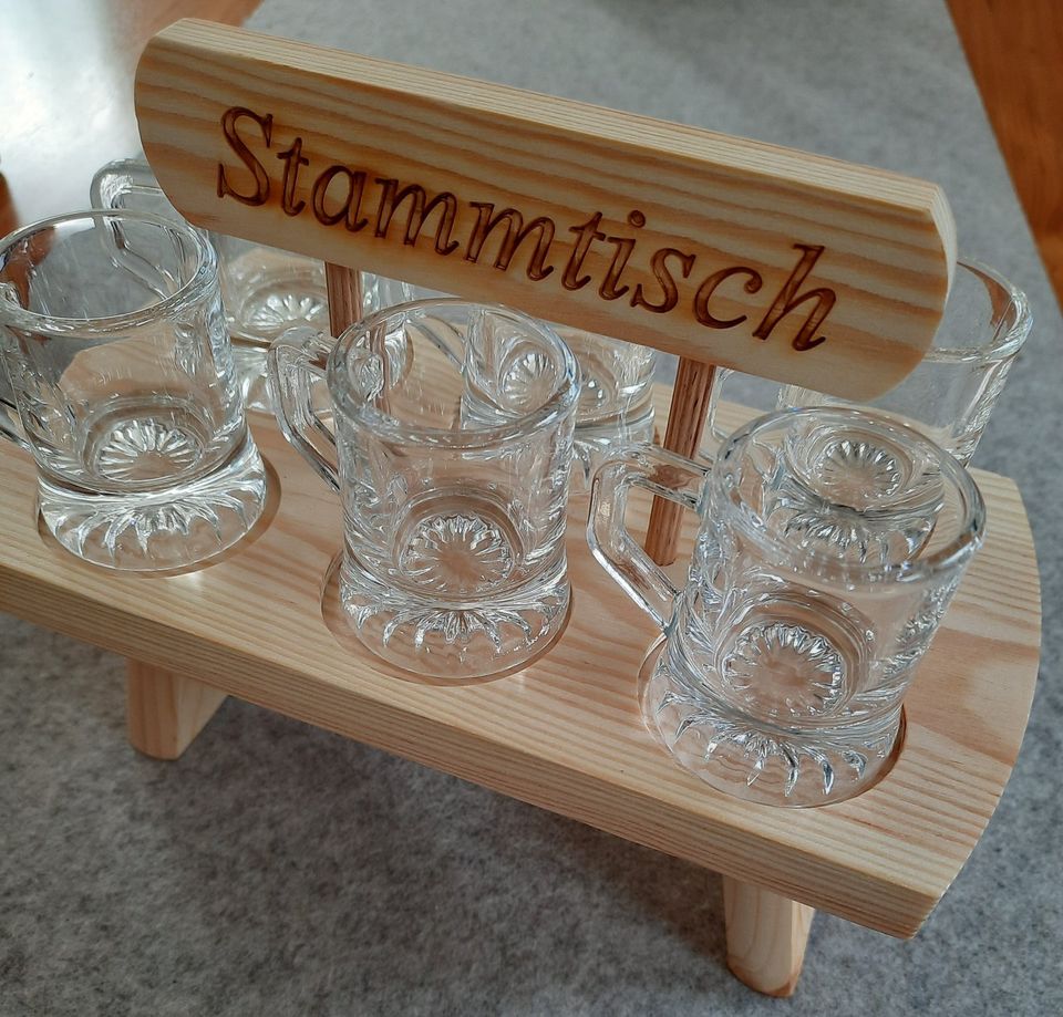 Schnapstablett aus Holz (Buche) incl. 6 Gläsern, neu in Aschheim