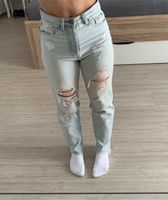 Ripped Mom Jeans Stradivarius Gr. 32 Rheinland-Pfalz - Kaiserslautern Vorschau