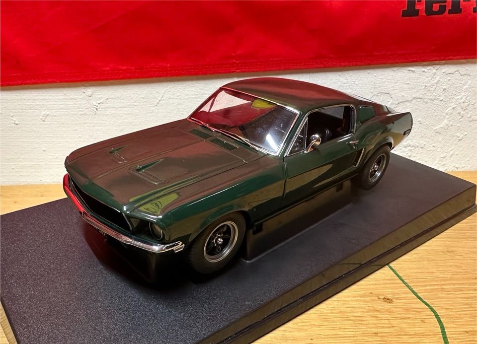 AUTOart BULLITT McQueen Ford Mustang GT-390 Modellauto 1:18 in Nürnberg (Mittelfr)