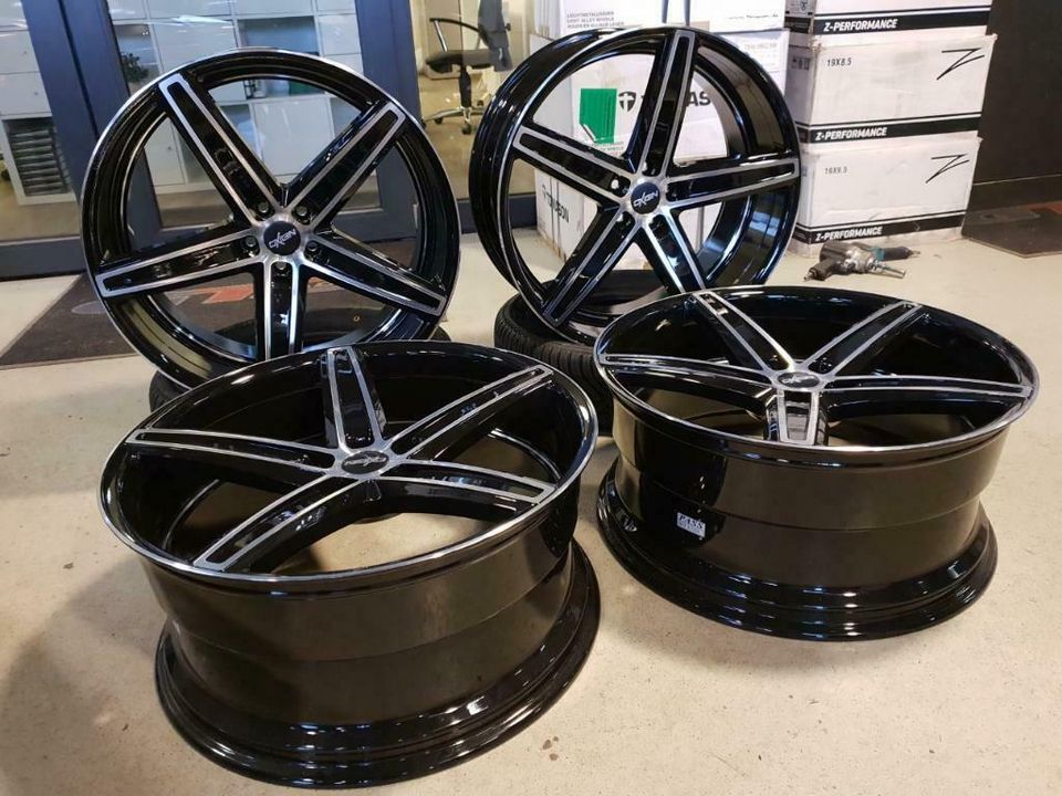 Range Rover Velar 22 Zoll Concave Felgen Oxigin 18 / Neu in Sindelfingen