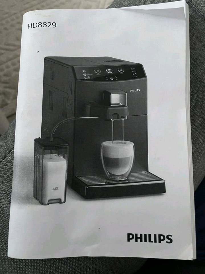 Kaffeemaschine Keramikmahlwerk Philips Cappuccino Kaffee Espresso in Hamburg