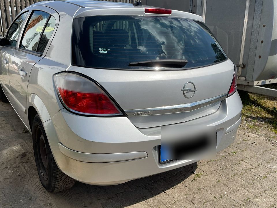Opel Astra in Sarstedt