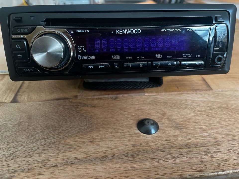 Kenwood Auto Radio - KDC-BT40U in Bad Honnef