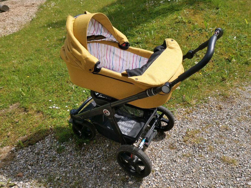 Hartan Racer GTS - Babyschale + Kindersitz in Augsburg