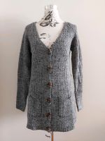 Graue Strickjacke von Montego - Gr. M Berlin - Charlottenburg Vorschau