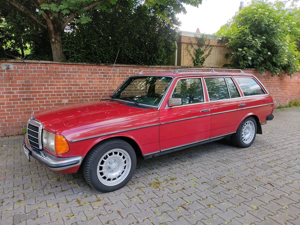 Mercedes 240TD Turbodiesel W123 Kombi Rarität in Beindersheim