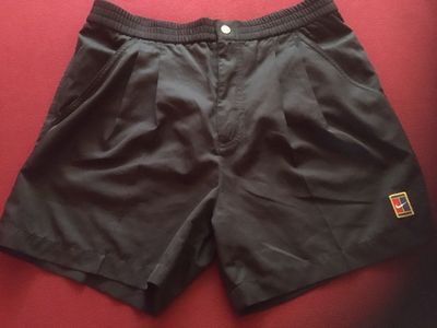 SHORTS -GRÖSSE M *VERSCHIEDENE MODELLE* KONVOLUT in Großostheim