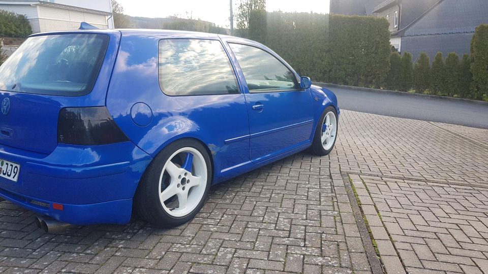 Golf 4 IV viele Extras in Bestwig