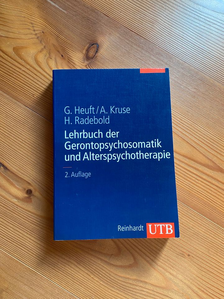 Lehrbuch der Gerontopsychosomatik und Alterspsychotherapie in Prien