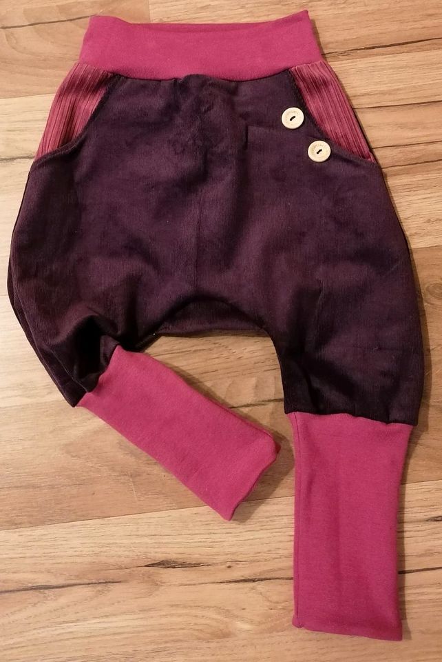 Knickerbocker Hose cord Handmade lila Beere petit cochon style in Regensburg