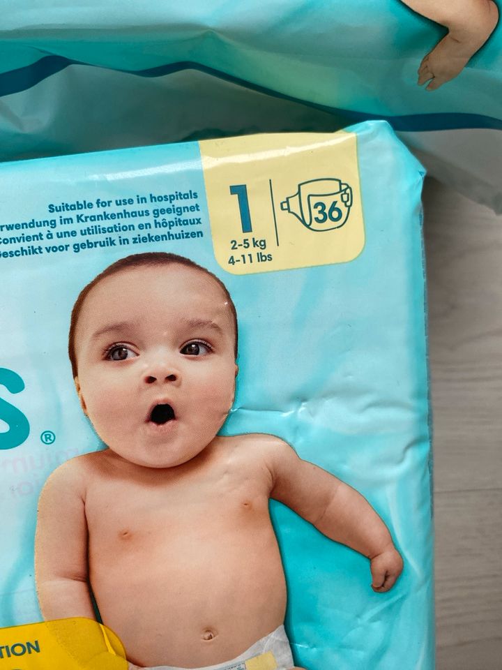 Pampers Premium Protection Gr.15x à 26Stück und 1x à36 Stück in Siegen