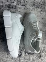 Graceland Sneaker Turnschuhe Weiss 40 Neu Frankfurt am Main - Kalbach-Riedberg Vorschau