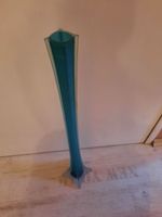 Lange grüne schmale Glas Vase, H 60 cm, Vintage, Stangenvase Berlin - Marienfelde Vorschau